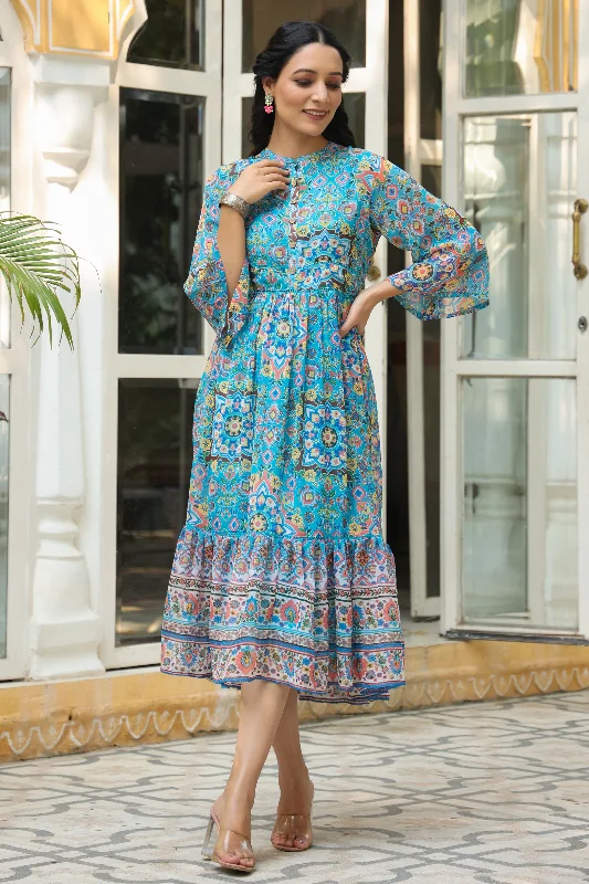 Aqua Blue Chiffon Printed Tiered Maxi Dress Fashionable Open-Back Maxi Dress