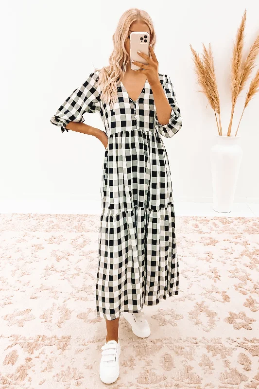 Bayley Maxi Dress Black Fashionable High-Low Maxi Dress