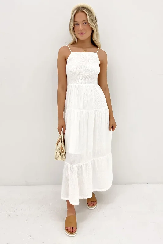 Rowie Maxi Dress Vintage White Elegant Sleeveless Maxi Dress