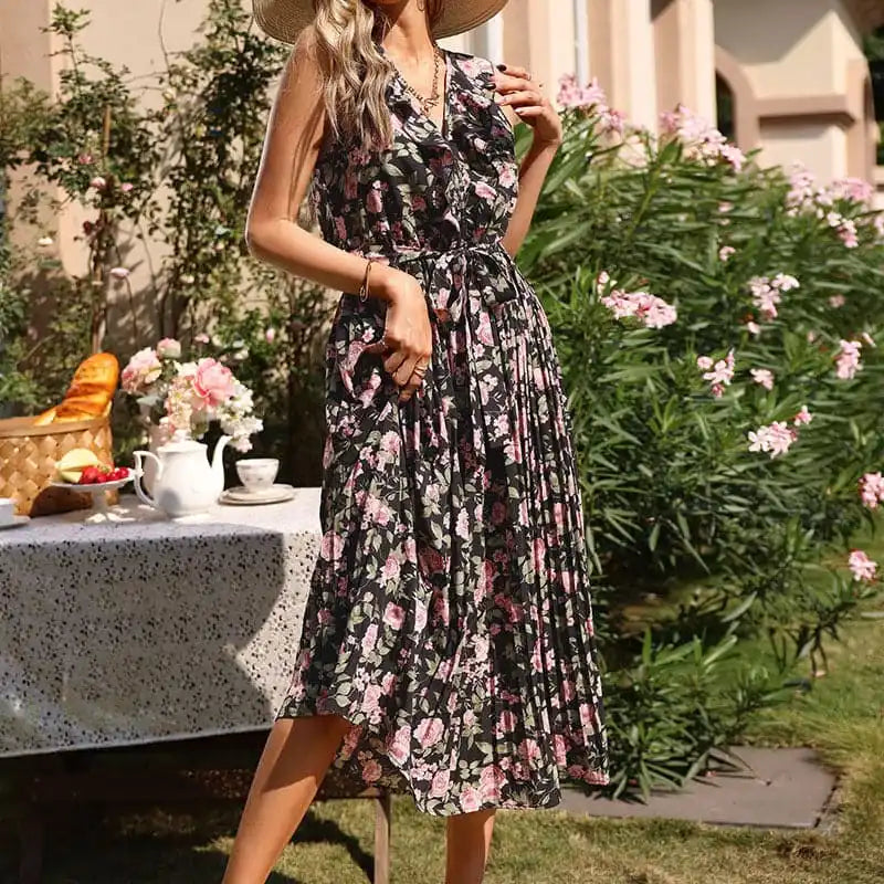 Vintage Floral Print Black Maxi Dress Classic A-Line Maxi Dress