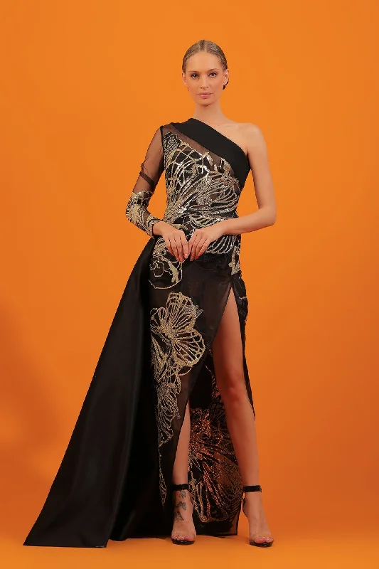 Asymmetrical neckline one sleeve dress