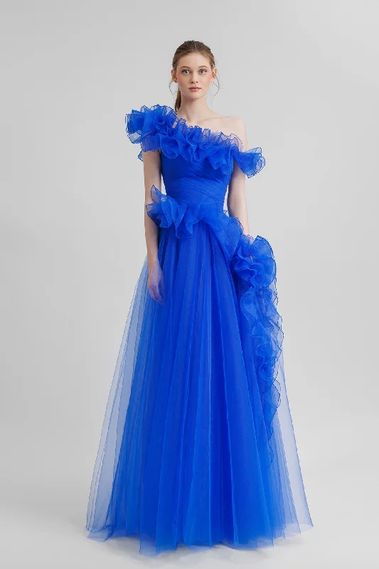 Asymmetrical neckline tulle gown