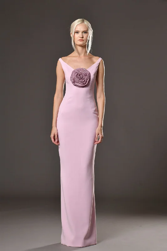 Crepe dress with crystal chainmill flower