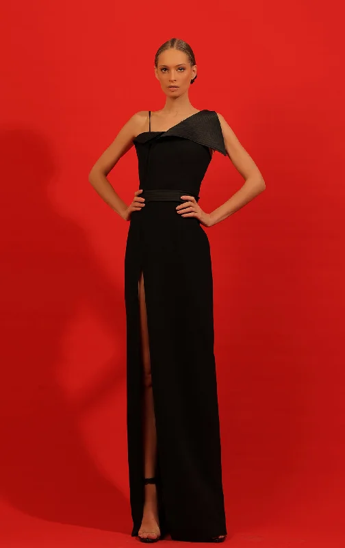 High slit sleeves crepe dress