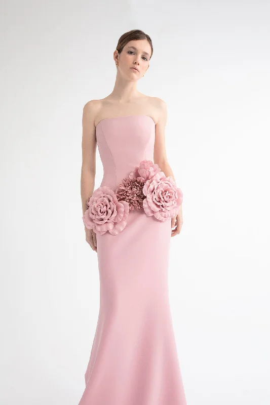 Strapless gown with flowers